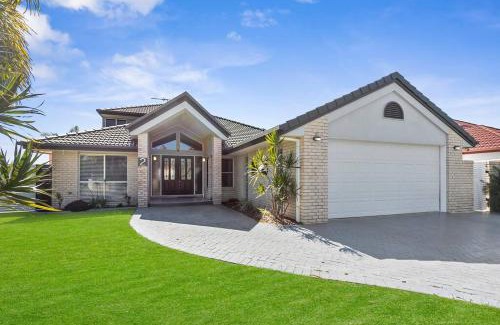 Banksia Beach House | Voyagers Resort - Stunning home!