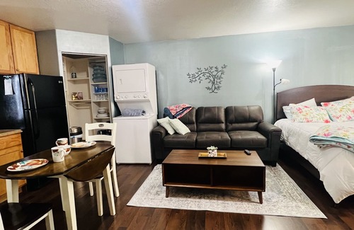 North Logan Apartment | vPrivate Casita For You
