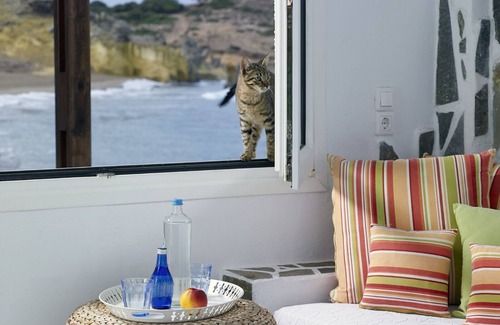 Pachena Apartment | Vrahos house on the beach