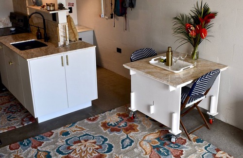 Makaha Condo | VRBO MAKES IT IMPOSSIBLE TO CANCEL THIS ACCOUNT