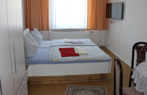 Bad Koesen Apartment | Vrbo Property