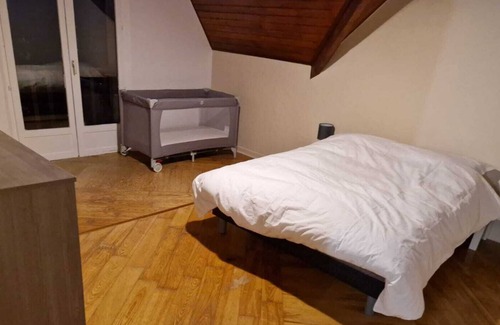 Pont-Sainte-Maxence House | Vrbo Property