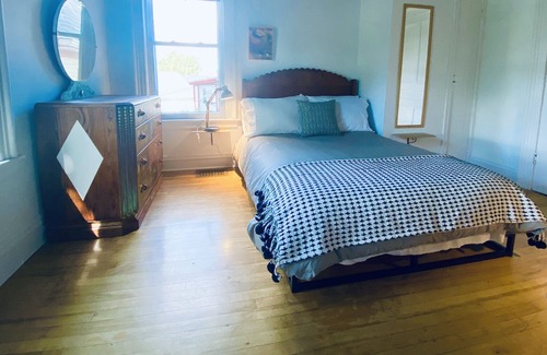 Waterloo House | Vrbo Property