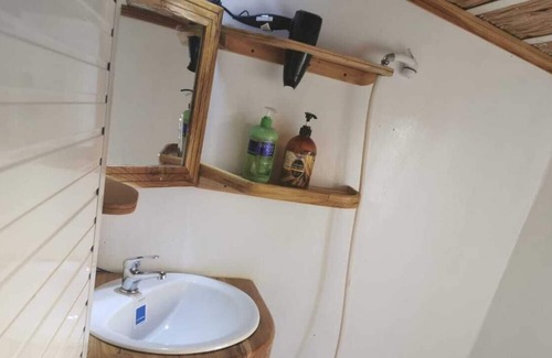 Mompos Boat Rental | Vrbo Property