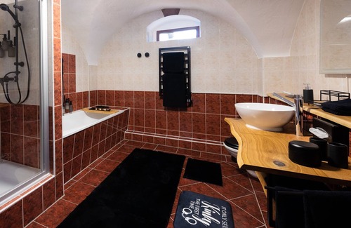Rottwerndorf Apartment | Vrbo Property