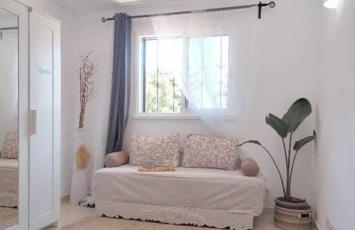 Las Rosas House | Vrbo Property