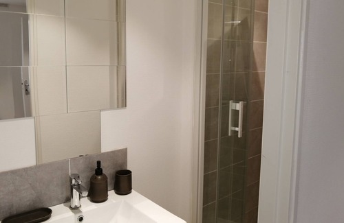 Vaugueux Apartment | Vrbo Property