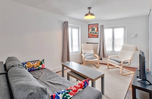 Vaugueux Apartment | Vrbo Property