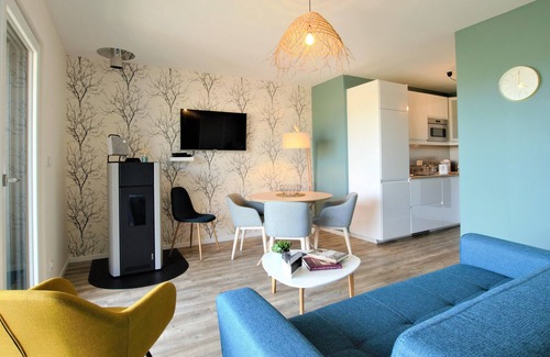 Magnant Cottage | Vrbo Property