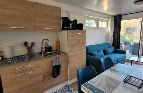 Vaires-sur-Marne House | Vrbo Property