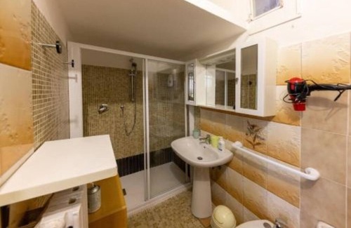 Bareggio Apartment | Vrbo Property
