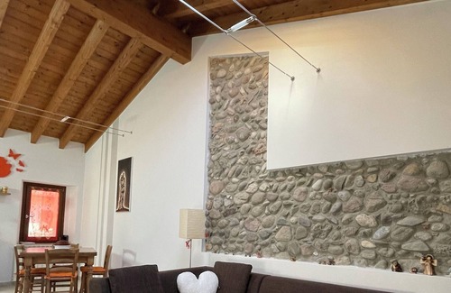 Calcinato Apartment | Vrbo Property
