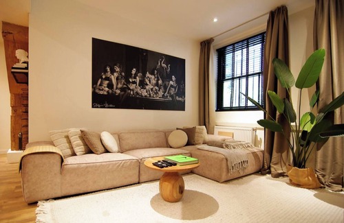 Binnenstad Apartment | Vrbo Property