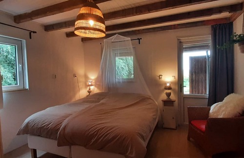 Tijnje Cottage | Vrbo Property