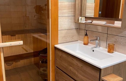 Harlu Hotel | Vremena Goda Inn
