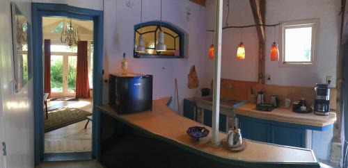 Barsingerhorn Bed & Breakfast | Vrijstaand Koetshuis Marron