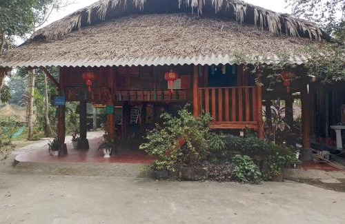Ngoi Tu House | Vu Linh Homestay