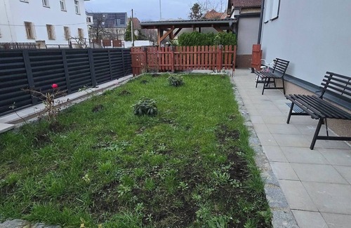 Prague 12 Apartment | Vu's Home - Apartment Garden - 30m2