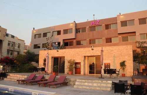 Blat Hotel | VU'Z Hotel