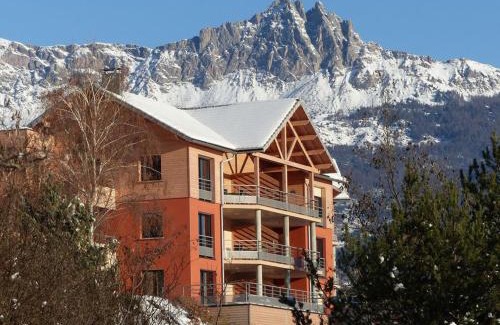 Chorges Apartment | Vue imprenable sur Lac de Serre-Ponçon à Chorges : appt prestige 8 pers