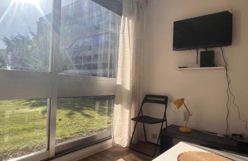 Le Chesnay Apartment | Vue Jardin