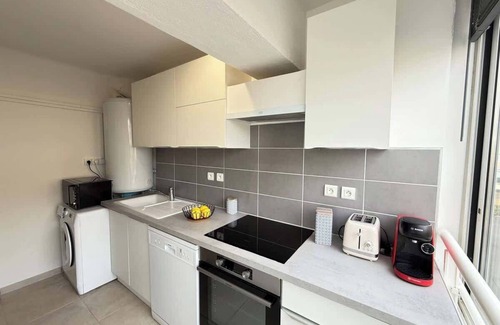 Valras-Plage Apartment | Vue Mer et Plage a Vos Pieds Appartement Lumineux