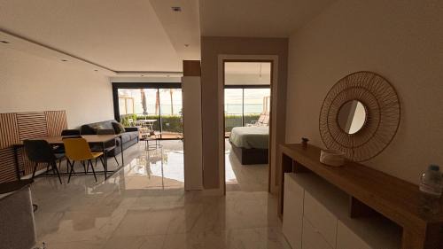 Cros-de-Cagnes Apartment | Vue mer exceptionnelle plage parking