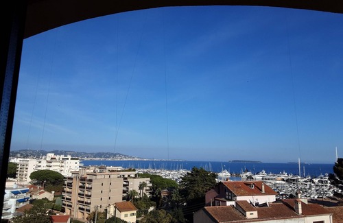 Mandelieu-la-Napoule Beach Apartment | Vue mer , Plages à 3 Minutes à Pied