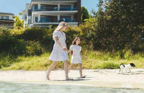 Nelson Bay House | Vue Two - Nelson Bay Waterfront Luxury
