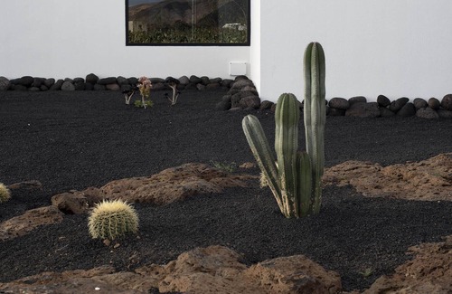 Haria Villa | VULKANO HOUSE architecture and landscaping in Mala