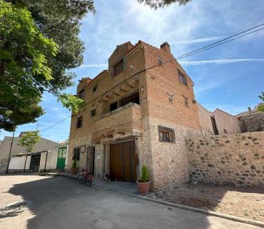 Leganiel House | VUT La Greda