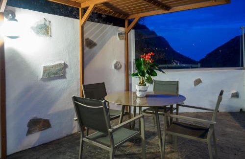 Hermigua Apartment | VV Casa Bibiana "by henrypole home"