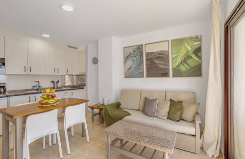 Brena Baja House | VV Isla Bonita- C - 84' with Sea View, Shared Pool and Wi-Fi