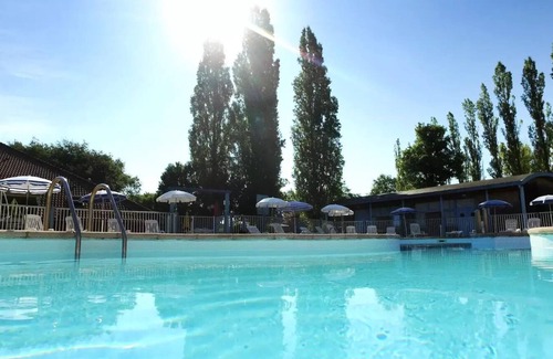 Rouvray (Cote-d'Or) Villa | VVF Burgundy Auxois Morvan * - Gite "Lac" 3 rooms - Home baby cot impossible 6 people