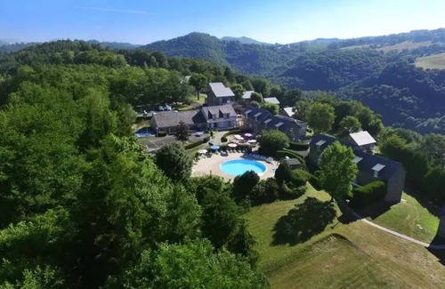 Jaleyrac Ski Chalet | VVF Cantal Salers Vendes * - Chalet 2 rooms - Home baby cot impossible 3 people