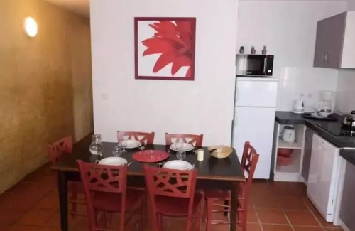 Lussan Apartment | VVF Gers Gascony - 2 Rooms 4 People 1 baby