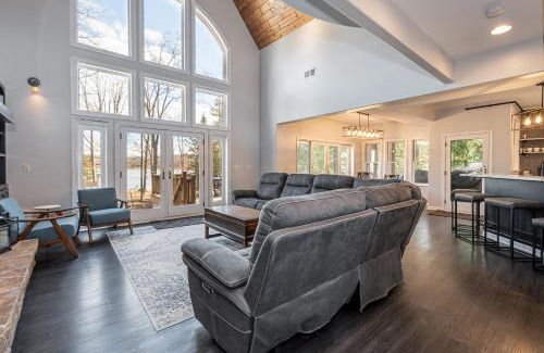 Thayerville House | VVS - Very Very Special