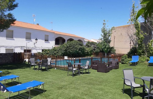 Villaescusa de Haro Cottage | VX CENTURY UNIVERSITY PALACE