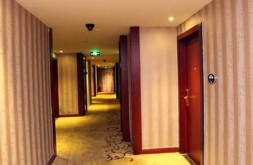 Jinjiang Hotel | Vyluk Hotel - Chengdu Chunxi Road, No.2 Municipal Taiguli