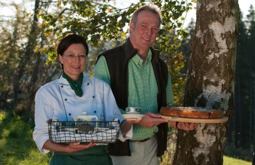 Oberhenneborn Hotel | Wüllner's Landgasthof