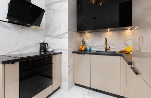 Srodmiescie Apartment | Władysława IV 42 | Prestigious flat | Balcony