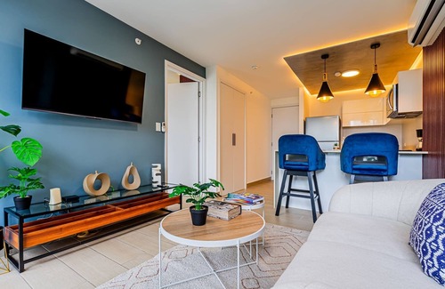 San Francisco Apartment | w* | Bright 1BR w/Private Balcony in San Francisco