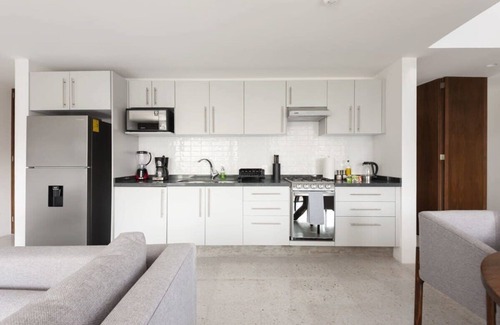 Colonia Roma Apartment | w* | Charming 2BR Duplex in Roma Norte