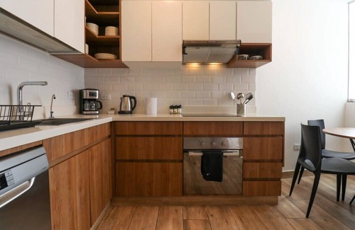 Petit Jean Ocharan Apartment | w* | Comfy 3BR w/Great Balcony in Miraflores