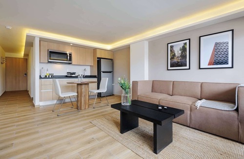 Roma Norte Apartment | w* | Cozy Loft w/Perfect Balcony in Colima