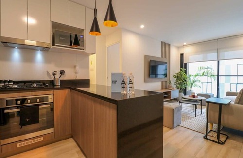 Petit Jean Ocharan Apartment | w*| Enchanting 2BR with Balcony in Miraflores
