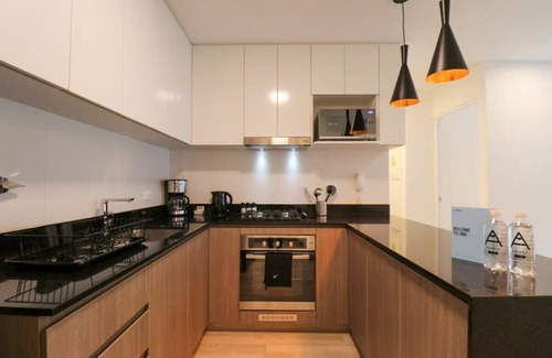 Petit Jean Ocharan Apartment | w*| Enchanting 2BR with Balcony in Miraflores