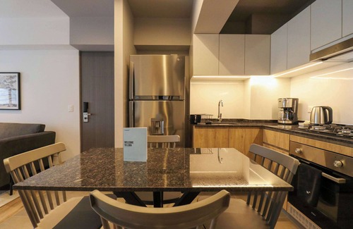 San Isidro Centro Financiero Apartment | w* | Fabulous 2BR w/Impressive Deco in San Isidro