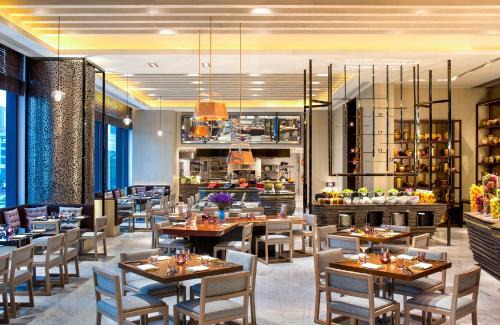 Zhujiang New Town Hotel | W Guangzhou