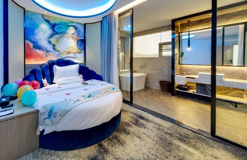 Baiyun Hotel | W Kardon Hotel